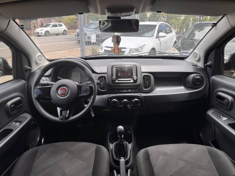 FIAT - MOBI - 2019/2020 - Preta - R$ 48.800,00