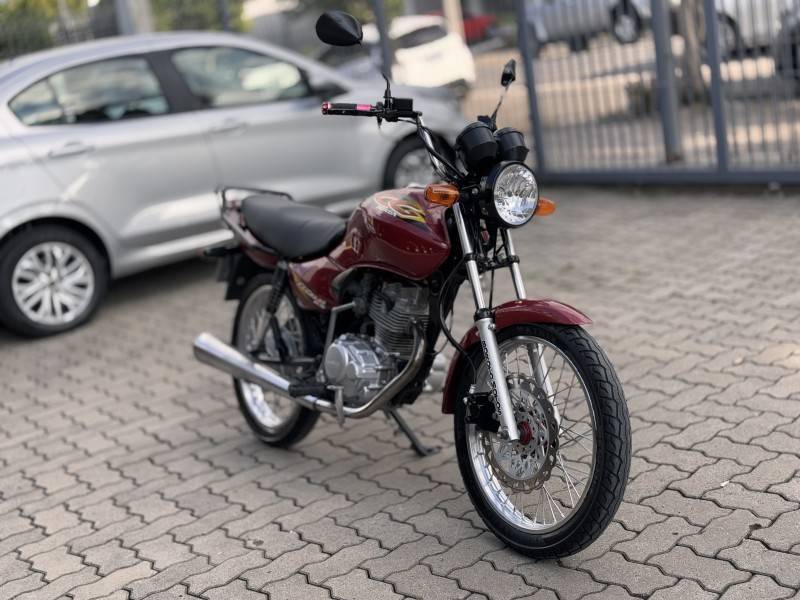 HONDA - CG 125 - 2000/2000 - Vermelha - R$ 6.800,00