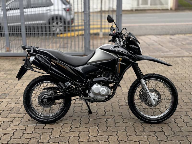 HONDA - NXR 160 - 2022/2023 - Preta - R$ 22.800,00