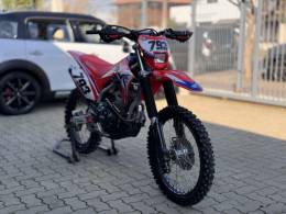 HONDA - CRF 250F - 2021/2022 - Vermelha - R$ 24.500,00