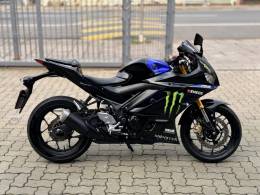 YAMAHA - YZF - 2022/2023 - Preta - R$ 31.800,00