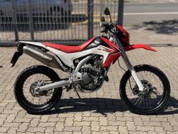 HONDA - CRF 250L - 2012/2013 - Vermelha - R$ 27.800,00