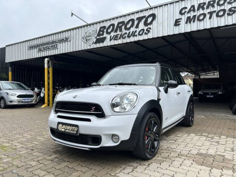 MINI - COOPER - 2014/2015 - Branca - R$ 115.000,00