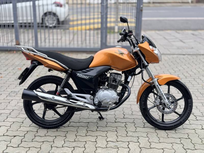 HONDA - CG 150 - 2009/2010 - Laranja - R$ 10.800,00