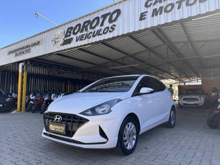 HYUNDAI - HB20 - 2020/2021 - Branca - R$ 69.800,00