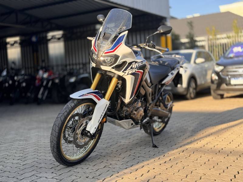 HONDA - CRF 1000L AFRICA TWIN - 2018/2018 - Branca - R$ 63.800,00