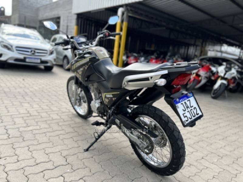 YAMAHA - XTZ 150 - 2022/2022 - Bege - R$ 18.800,00