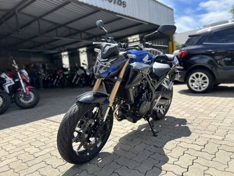 HONDA - CB 500F - 2023/2024 - Azul - R$ 46.800,00