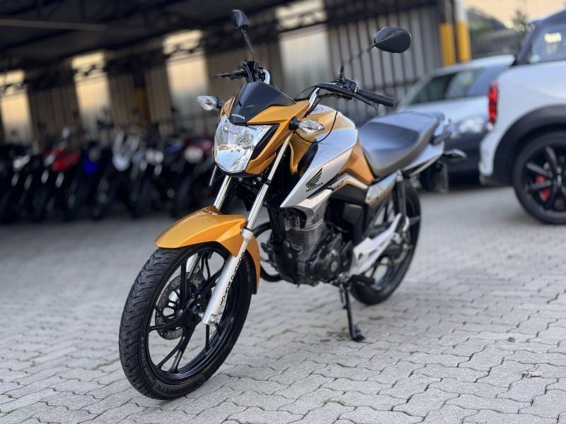 HONDA - CG 160 - 2021/2022 - Amarela - R$ 18.800,00