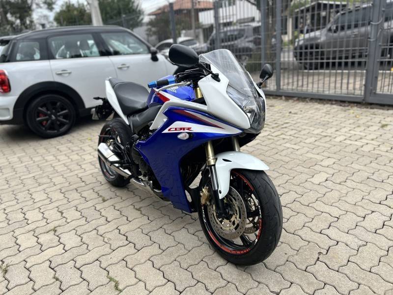 HONDA - CBR 600F - 2013/2013 - Azul - R$ 39.800,00