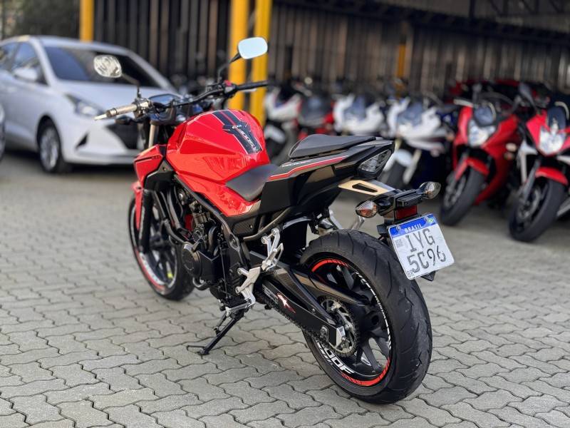 HONDA - CB 500F - 2017/2018 - Vermelha - R$ 32.800,00