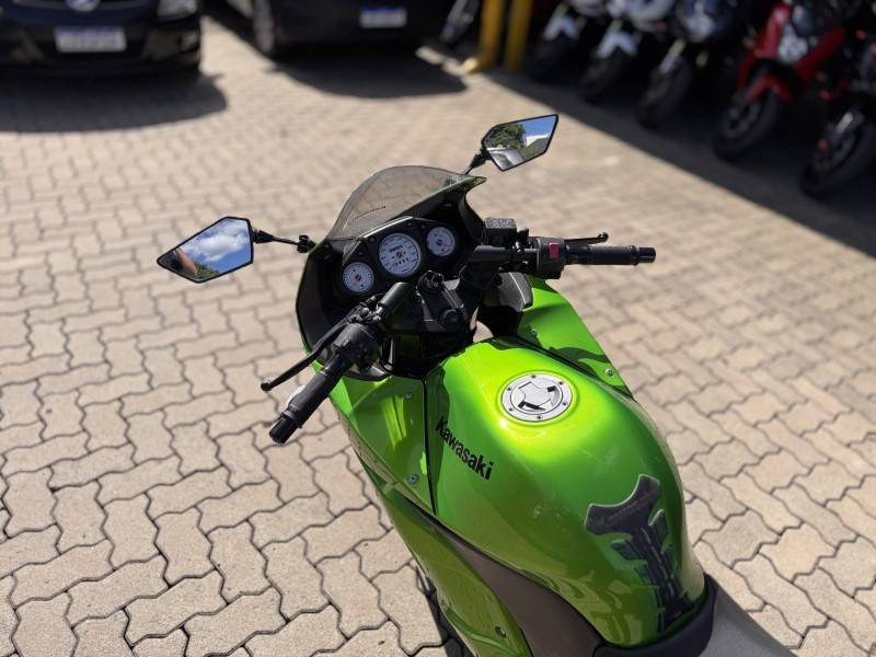 KAWASAKI - NINJA 250R - 2012/2012 - Verde - R$ 15.800,00