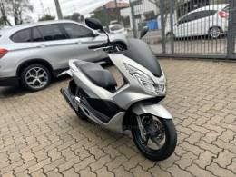 HONDA - PCX - 2018/2018 - Prata - R$ 15.800,00