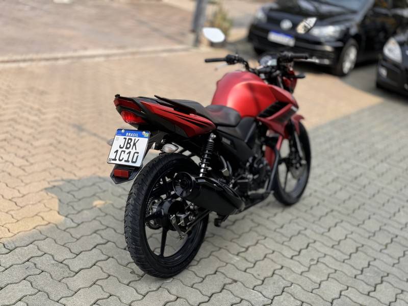 YAMAHA - FAZER - 2022/2022 - Vermelha - R$ 17.300,00