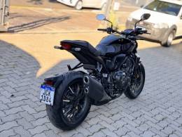 HONDA - CB 1000R - 2023/2023 - Preta - R$ 83.800,00