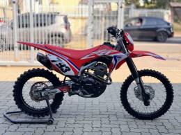 HONDA - CRF 250F - 2021/2022 - Vermelha - R$ 24.500,00