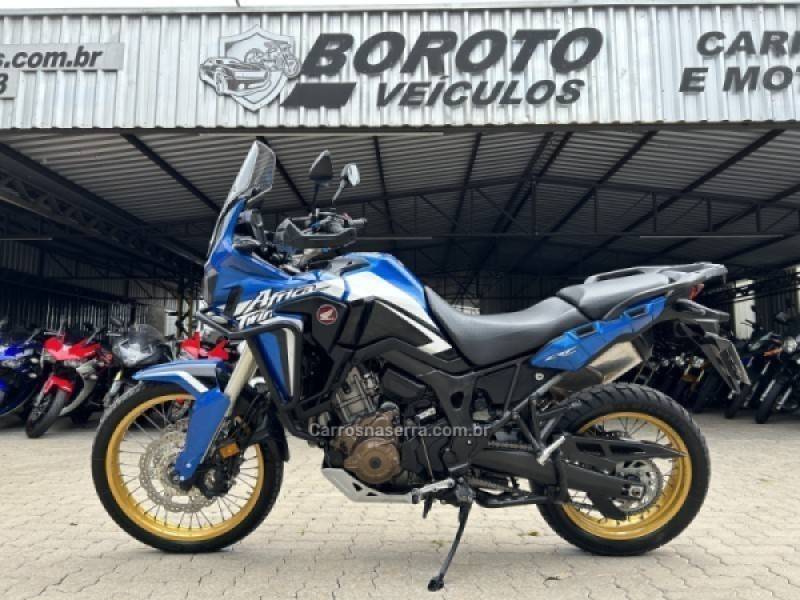 HONDA - CRF 1000L AFRICA TWIN - 2016/2017 - Azul - R$ 62.800,00