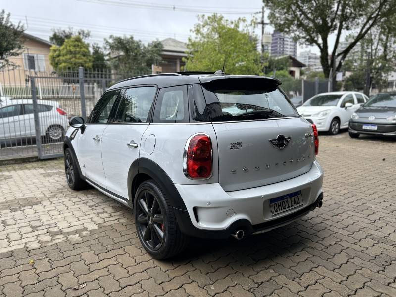 MINI - COOPER - 2014/2015 - Branca - R$ 115.000,00