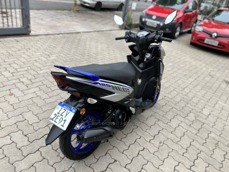 YAMAHA - NEO 125 - 2020/2021 - Prata - R$ 12.800,00