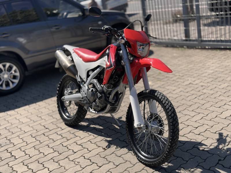 HONDA - CRF 250L - 2012/2013 - Vermelha - R$ 27.800,00