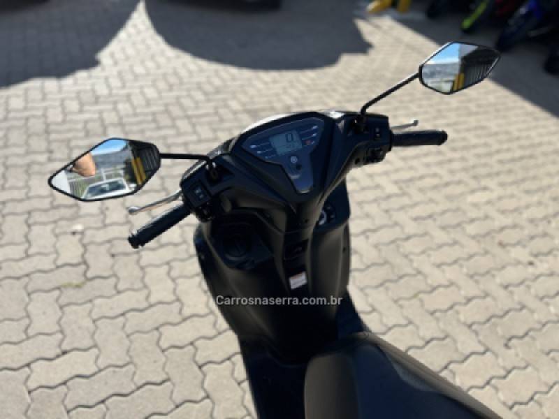 YAMAHA - FLUO 125 ABS - 2022/2023 - Preta - R$ 14.300,00