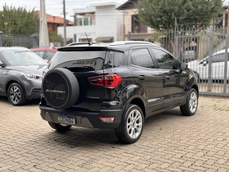 FORD - ECOSPORT - 2018/2019 - Preta - R$ 85.800,00