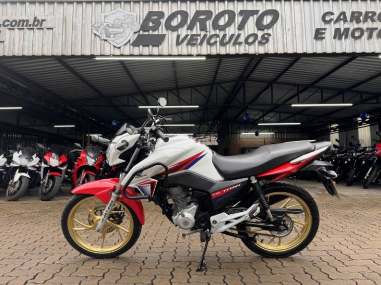 HONDA - CG 160 - 2016/2017 - Branca - R$ 15.300,00