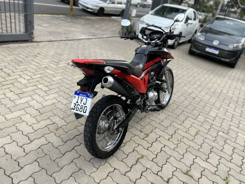 HONDA - NXR 160 - 2018/2018 - Vermelha - R$ 17.800,00