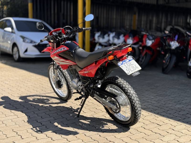 HONDA - NXR 150 - 2007/2008 - Vermelha - R$ 10.800,00