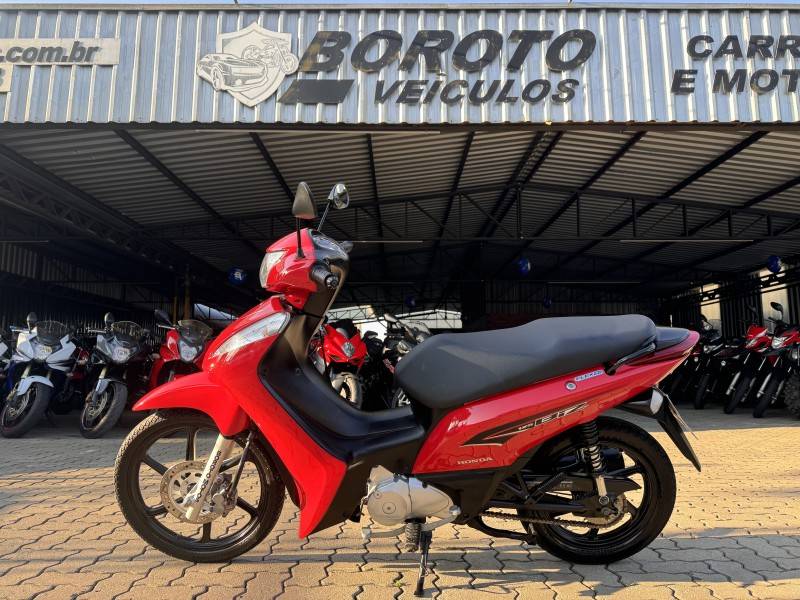 HONDA - BIZ 125 - 2015/2015 - Vermelha - R$ 13.300,00