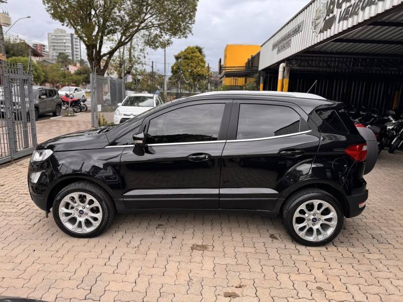 FORD - ECOSPORT - 2018/2019 - Preta - R$ 85.800,00