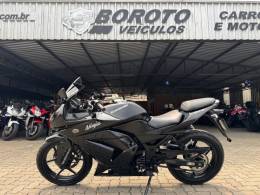 KAWASAKI - NINJA 250R - 2010/2010 - Preta - R$ 13.800,00