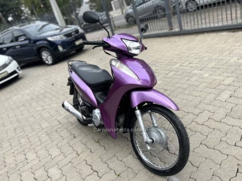 HONDA - BIZ 125 - 2013/2013 - Rosa - R$ 11.800,00