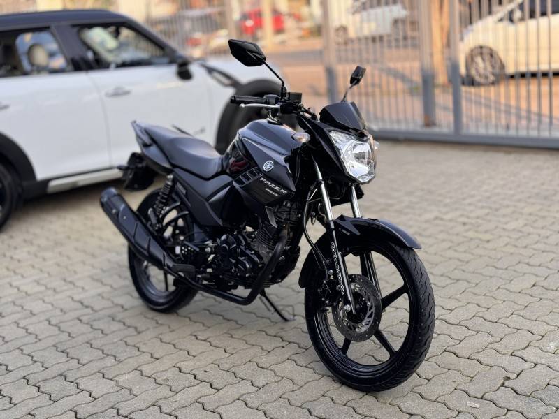 YAMAHA - FAZER - 2022/2022 - Preta - R$ 17.300,00