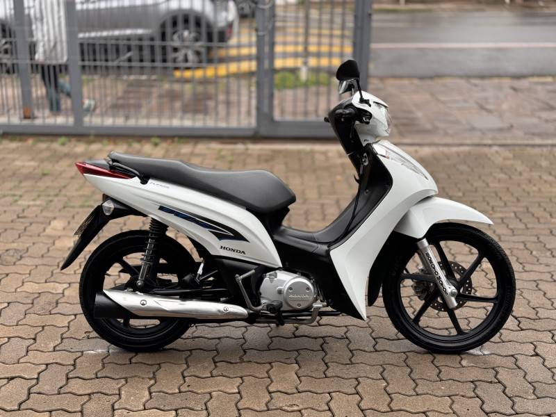 HONDA - BIZ 125 - 2014/2014 - Branca - R$ 12.800,00