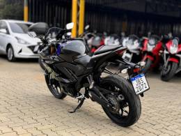 YAMAHA - YZF - 2022/2023 - Preta - R$ 31.800,00