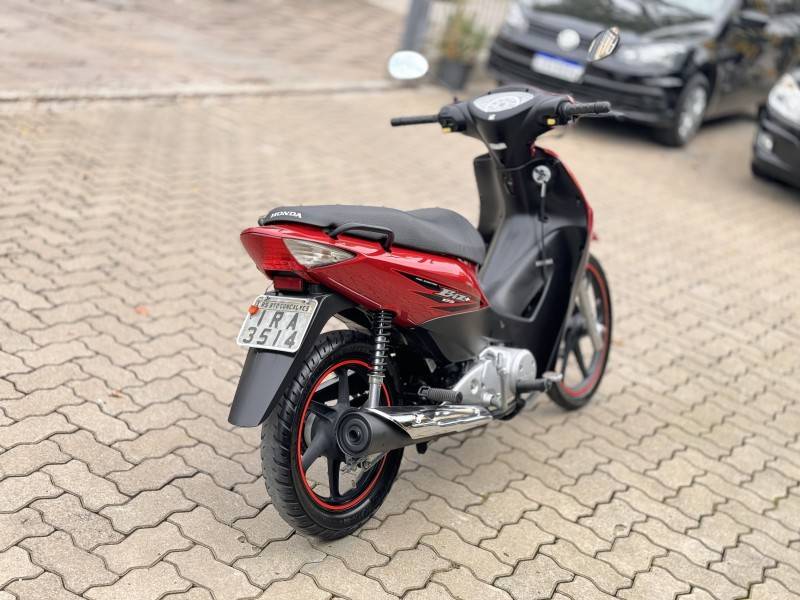 HONDA - BIZ 125 - 2010/2010 - Vermelha - R$ 10.300,00