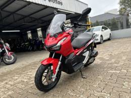 HONDA - ADV 150 - 2021/2022 - Vermelha - R$ 22.800,00