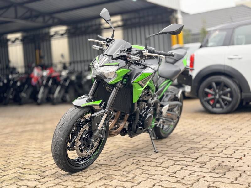 KAWASAKI - Z900 - 2022/2022 - Verde - R$ 54.800,00