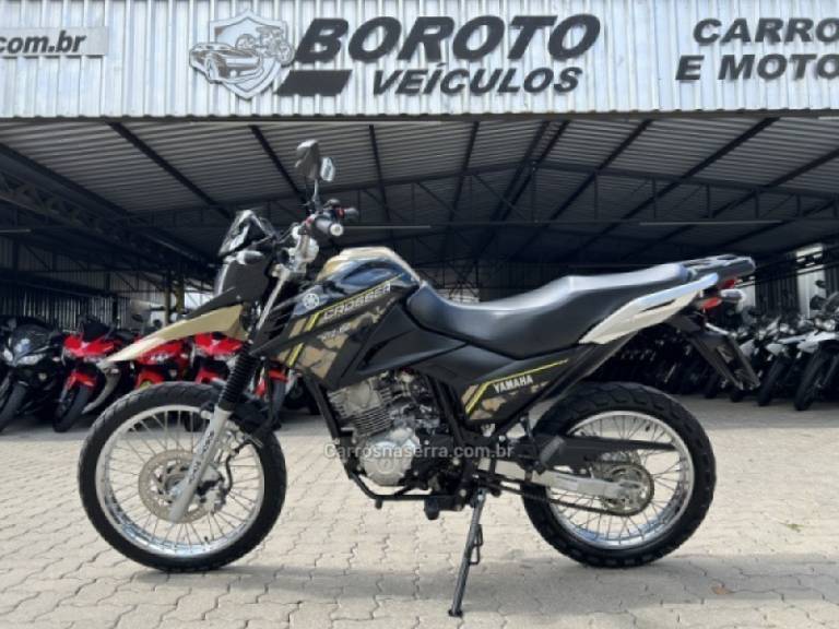 YAMAHA - XTZ 150 - 2022/2022 - Bege - R$ 18.800,00