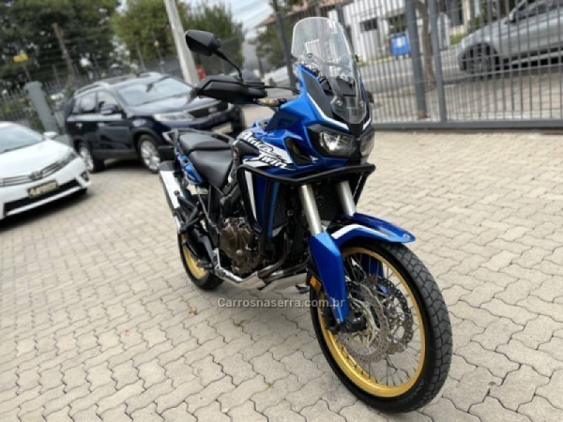 HONDA - CRF 1000L AFRICA TWIN - 2016/2017 - Azul - R$ 62.800,00