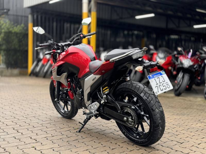 YAMAHA - FAZER - 2019/2020 - Branca - R$ 20.800,00